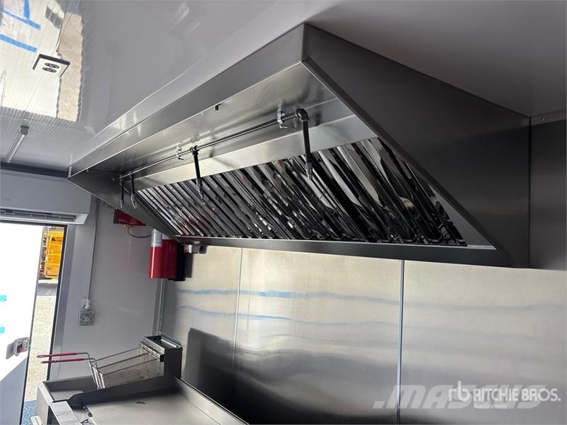 24 ft T/A Food Concession Trailer Druge prikolice