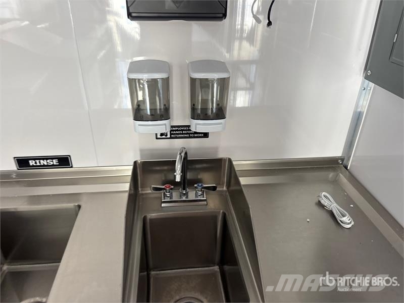 24 ft T/A Food Concession Trailer Druge prikolice