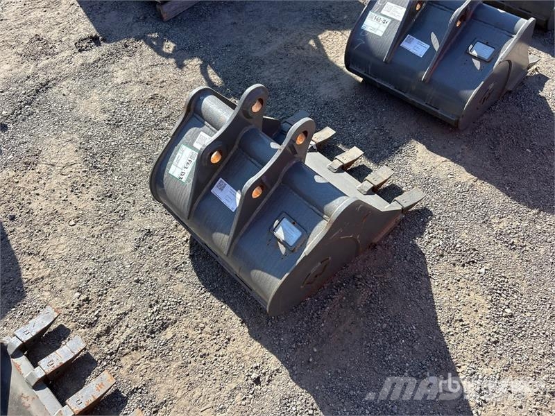 24 in Digging Excavator Bucket Cucharones