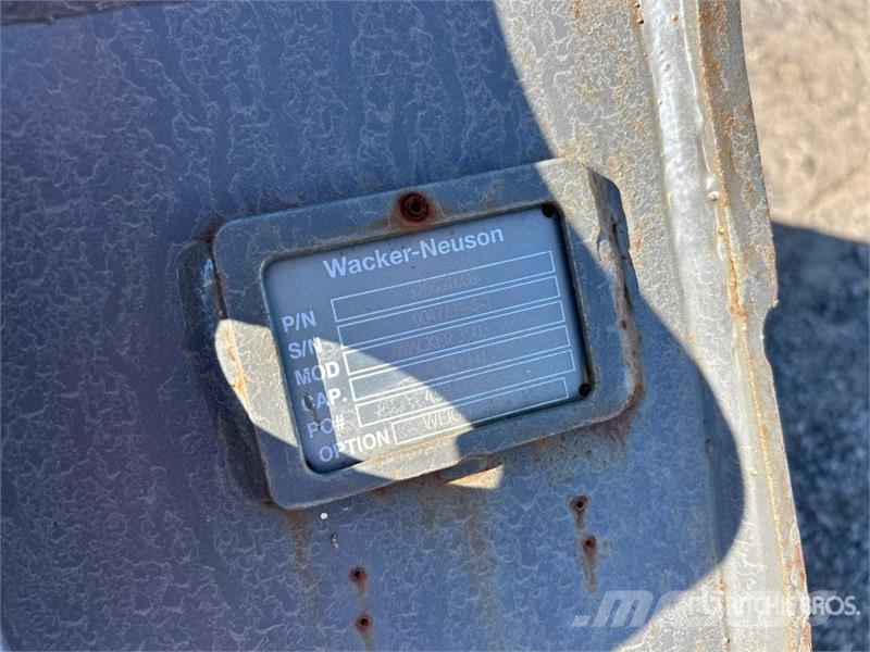24 in Digging Excavator Bucket Cucharones
