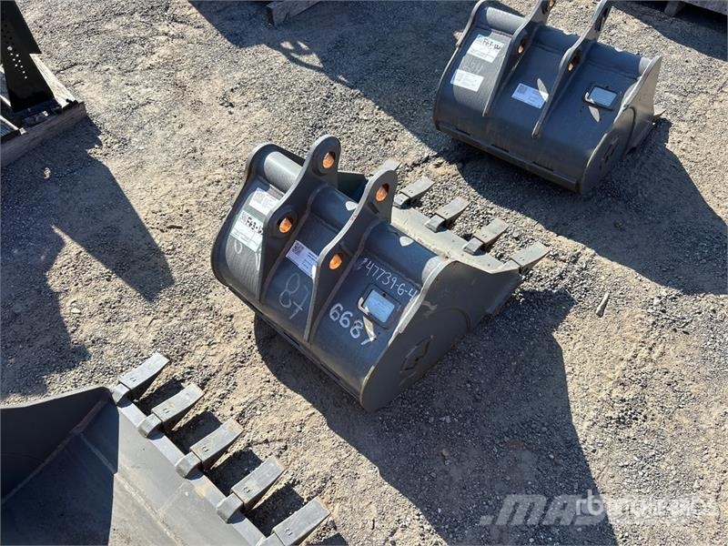 24 in Digging Excavator Bucket Cucharones