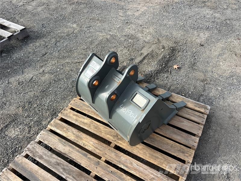  24 in Digging Excavator Bucket دلاء