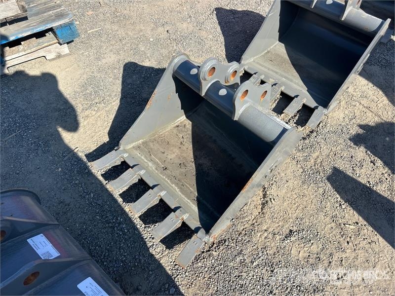 24 in Digging Excavator Bucket Cucharones