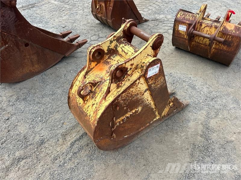 24 in Digging Excavator Bucket - Fits Komatsu PC95 Skovle