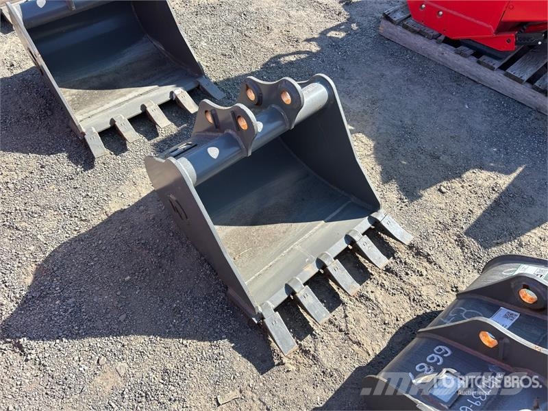 24 in Digging Excavator Bucket Cucharones