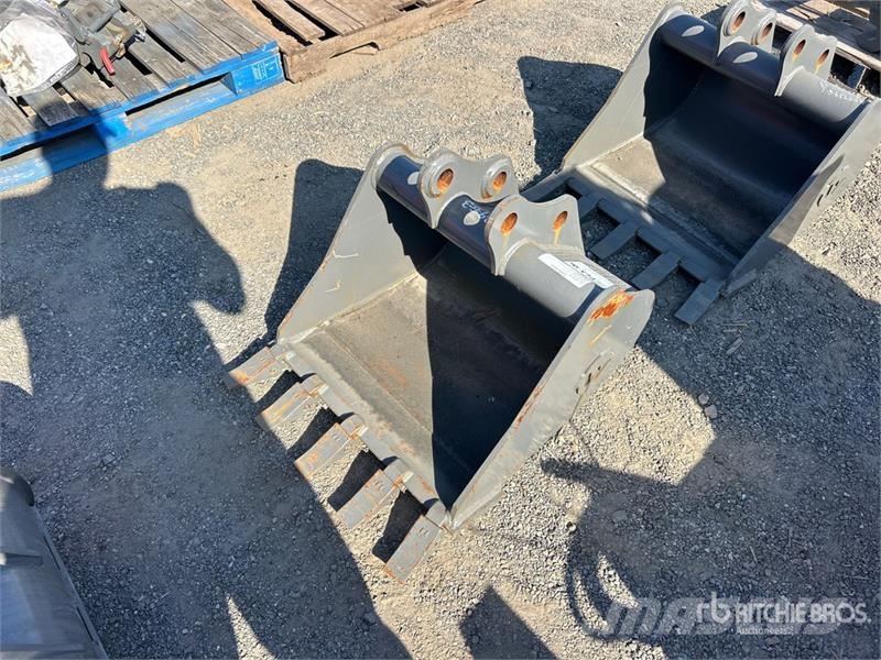 24 in Digging Excavator Bucket Cucharones