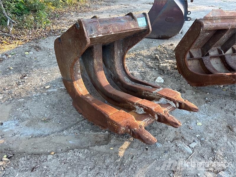  30 in Slab Excavator Bucket - Fits Gradall Žlice