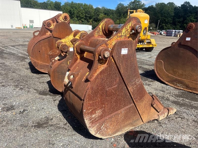 36 in Digging Excavator Bucket Baldes
