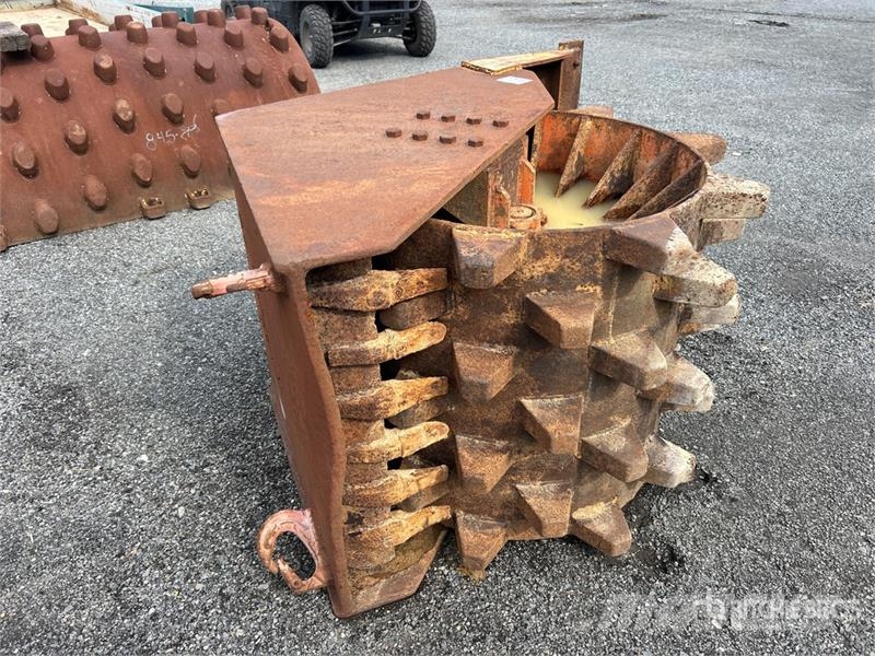 36 in Excavator Compaction Wheel Other components