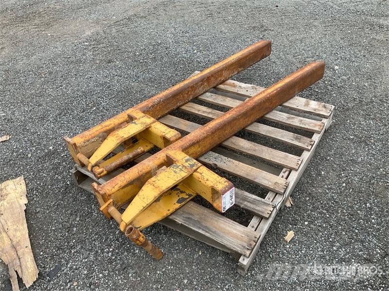 47 in Clamp Bucket Forks Other components