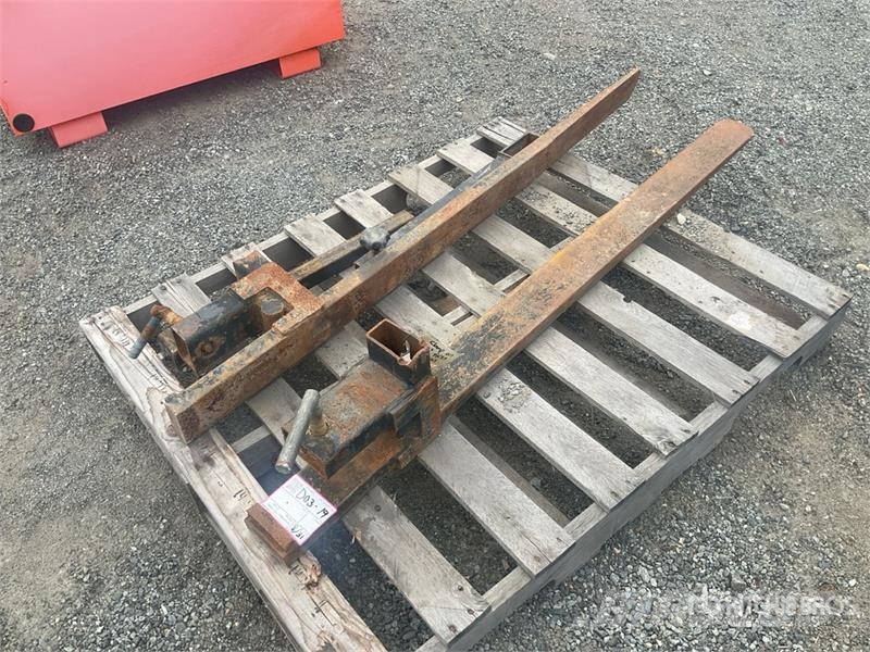 47 in Clamp Bucket Forks Other components