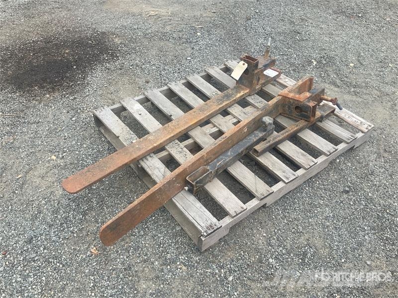 47 in Clamp Bucket Forks Other components
