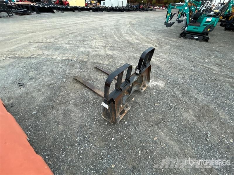 48 in Skid Steer Forks 叉