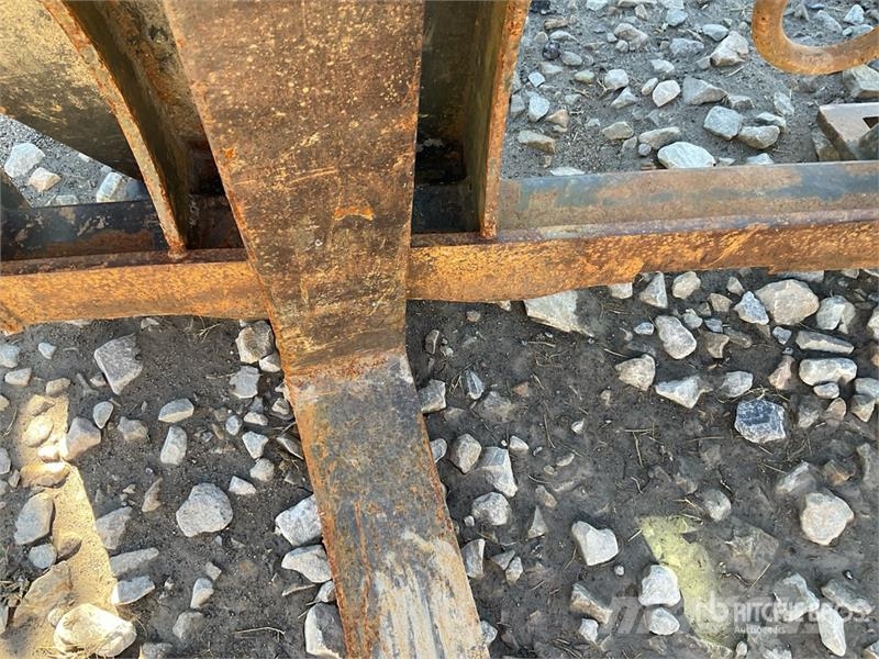 48 in Skid Steer Forks Fourche