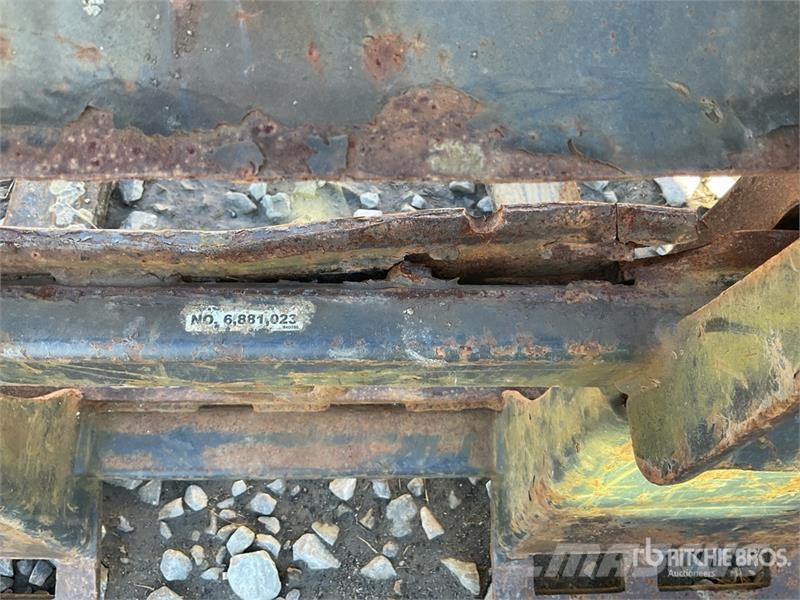 48 in Skid Steer Forks Fourche