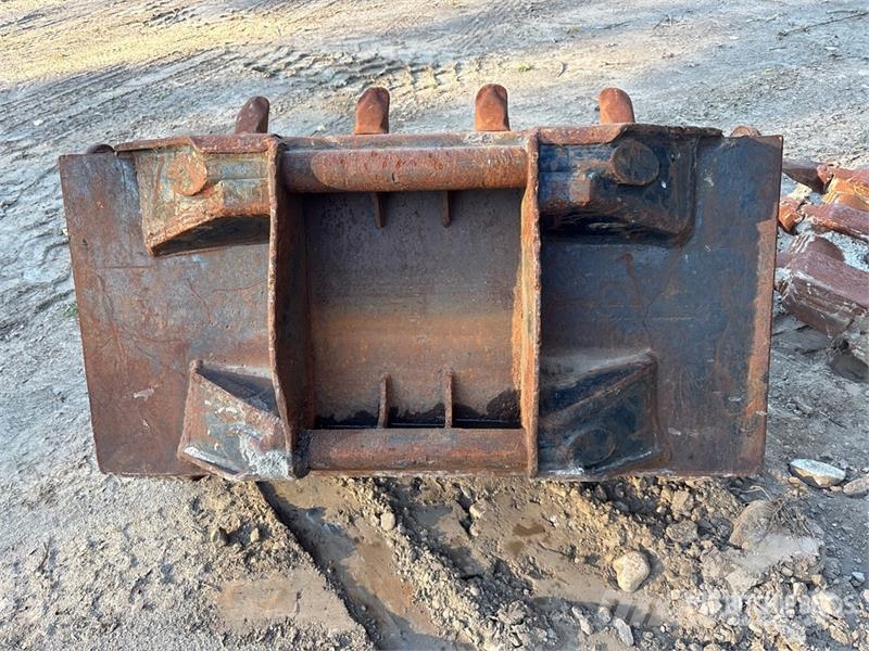  48 in Slab Excavator Bucket - Fits Gradall Žlice