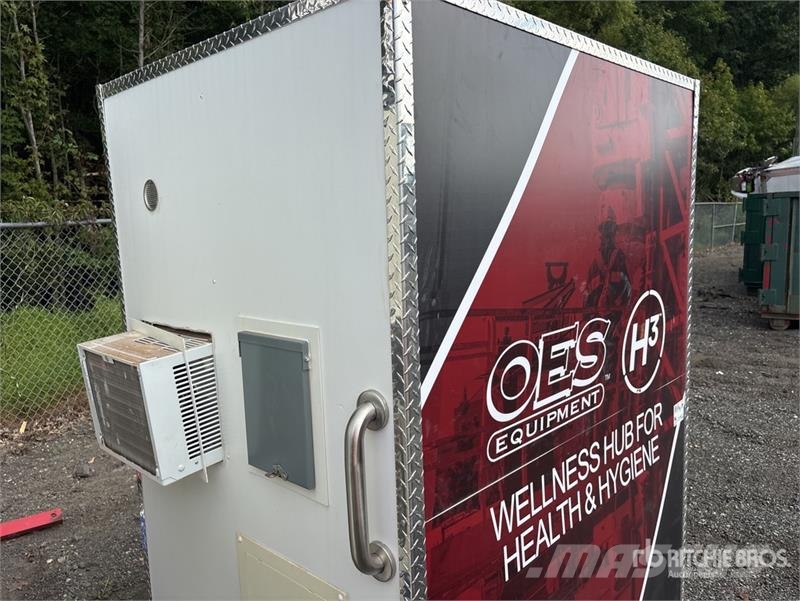 5 ft x 4 ft Portable Toilet Inne akcesoria