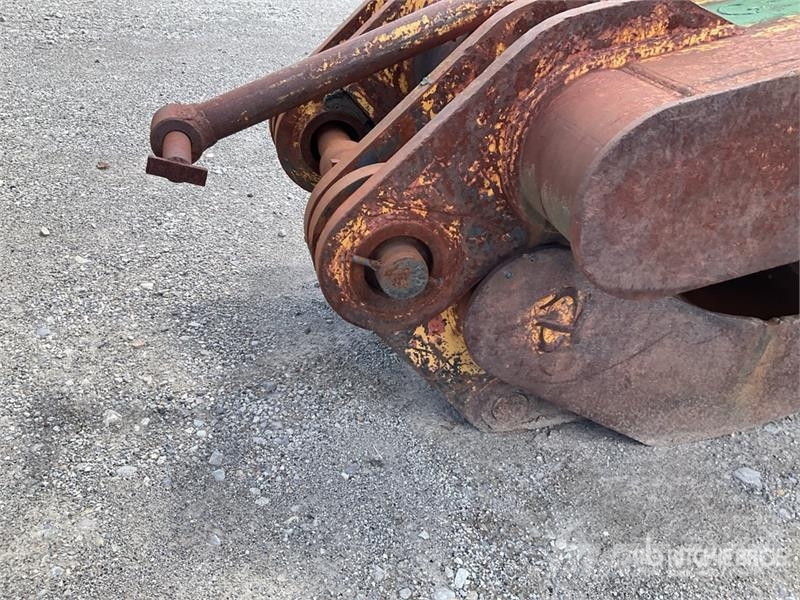 52 in Q/C Excavator Grapple - Fits Cat 345 Grijpers