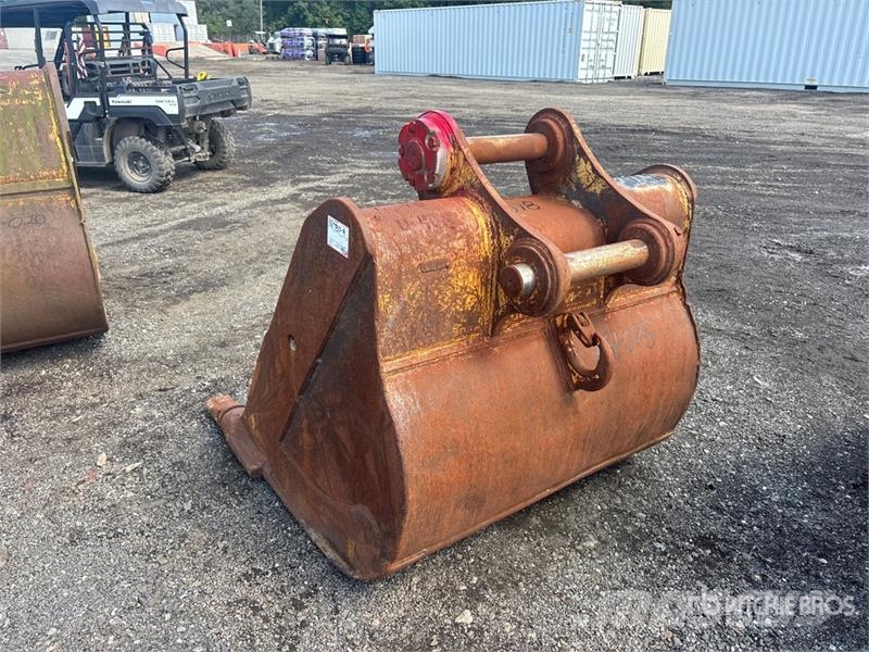 54 in Digging Excavator Bucket - Fits Cat 325 Baldes