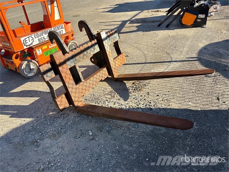  54 in Fork Attachment - Fits CAT Wheel Loader or T Garfos