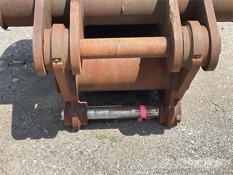 54 in Q/C Excavator Grapple - Fits Cat 235 Grijpers