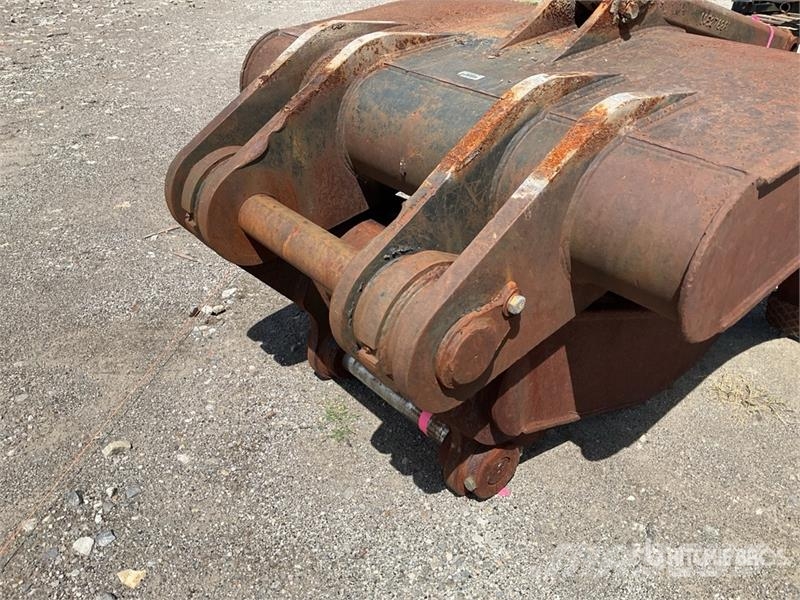 54 in Q/C Excavator Grapple - Fits Cat 235 Grijpers