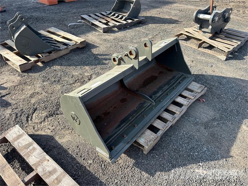  60 in Cleanup Excavator Bucket Baldes