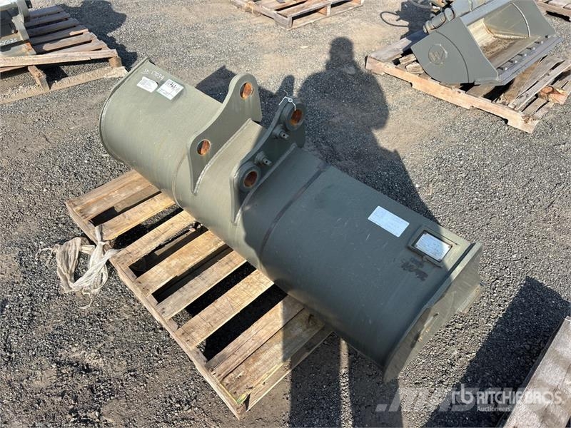  60 in Cleanup Excavator Bucket Baldes