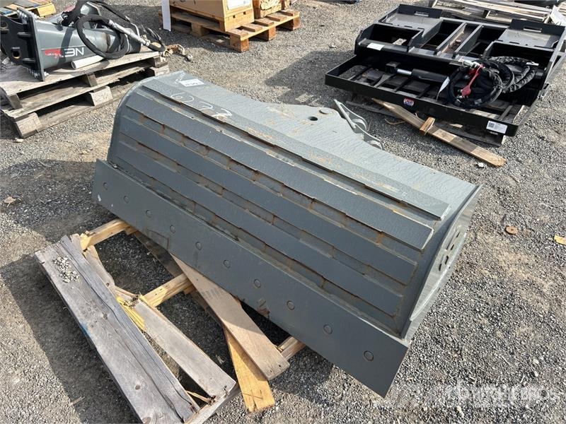  61 in Cleanup Excavator Bucket Baldes