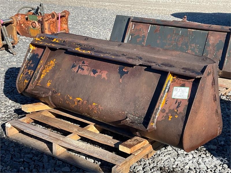 62 in Q/C General Purpose Skid Steer Bucket Žlice