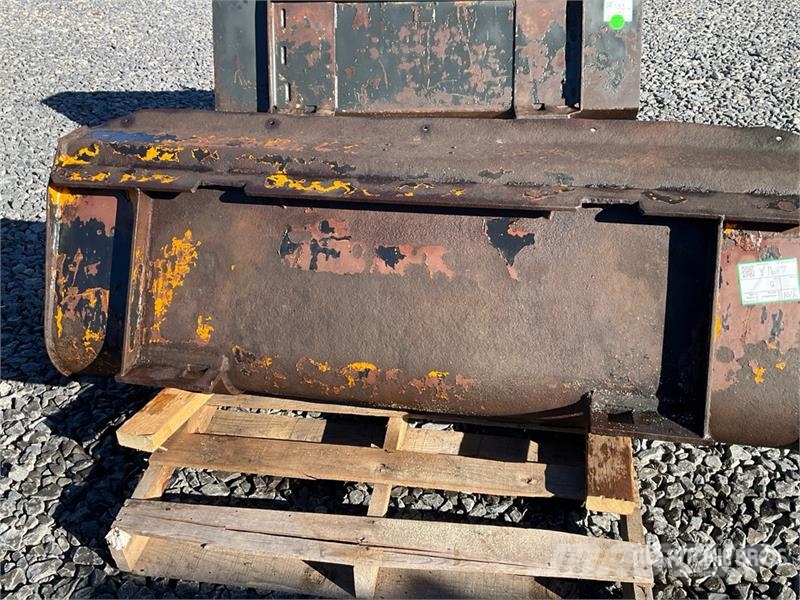 62 in Q/C General Purpose Skid Steer Bucket Žlice