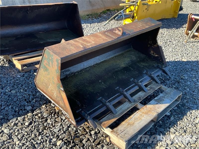 63 in Q/C Tooth bucket Skid Steer Bucket Buckets