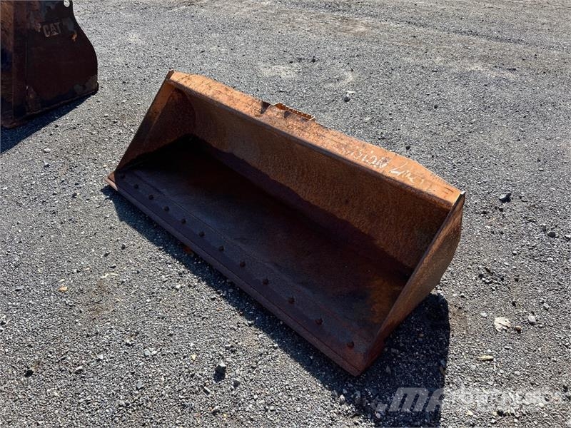  72 in General Purpose Skid Steer Bucket دلاء