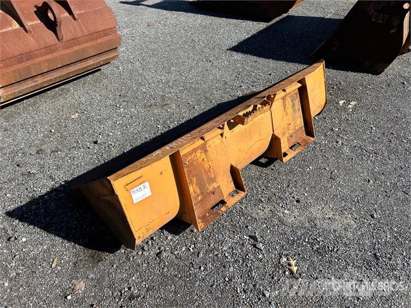  72 in General Purpose Skid Steer Bucket دلاء