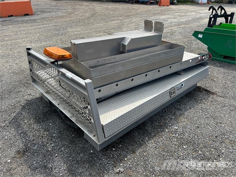 8 ft Survey Truck Organizer Muud osad