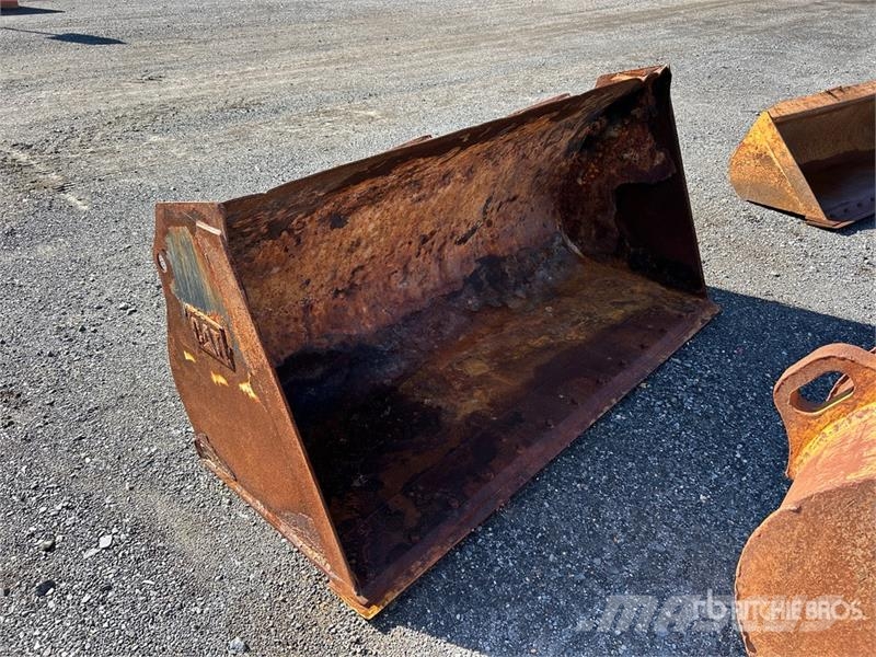  82 in General Purpose Wheel Loader Bucket دلاء