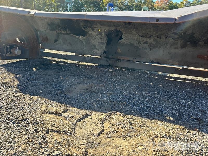 84 in Skid Steer Broom Spazzole