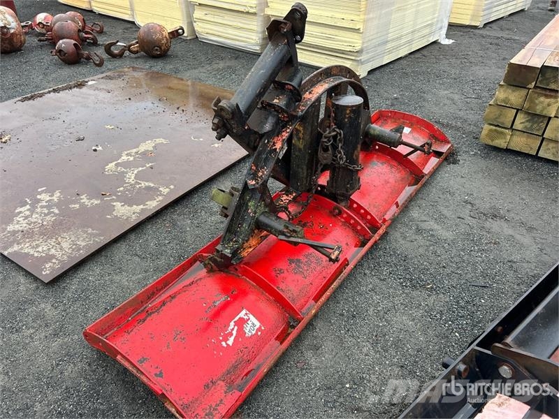 9 ft Snow Plow Снігоочищувальні ножі та плуги