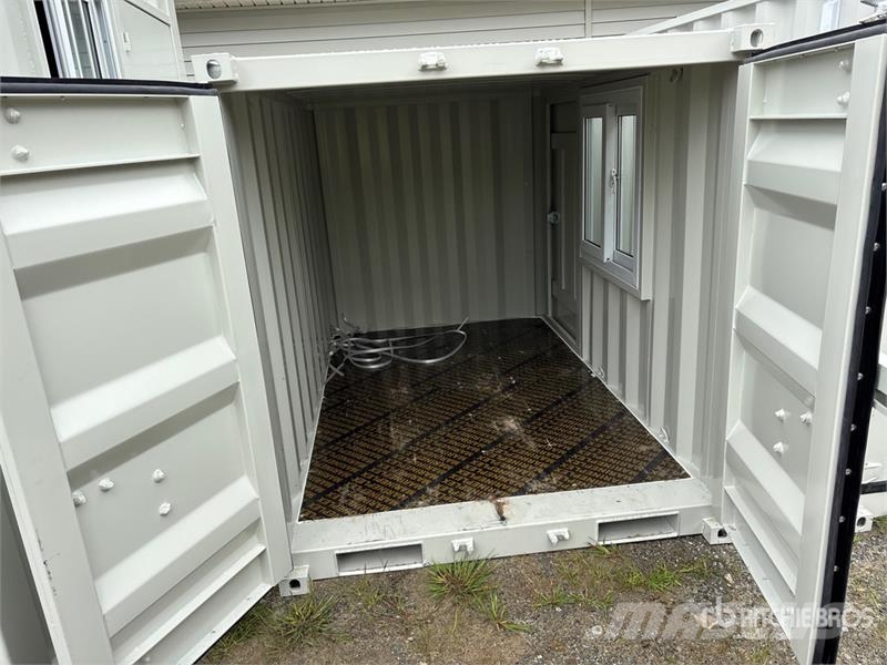 9 ft Storage Container (Unused) Varastokontit