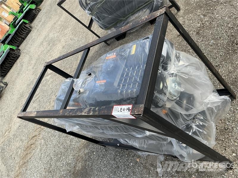AGT AC 40 gal Air Compressor (Unused) مكابس