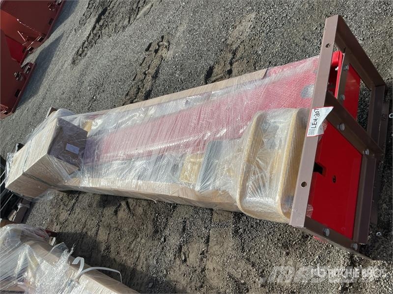 AGT ATK-B1000 2 Post 10000 lb Vehicle Lift (Unused) Строительная техника - Другие