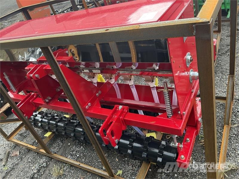 AGT STSD10 3-Point & Skid Steer Seeder (Unused) ドリル