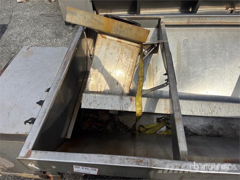 Air-Flo 8ft Salt Spreader Posipači soli i pijeska
