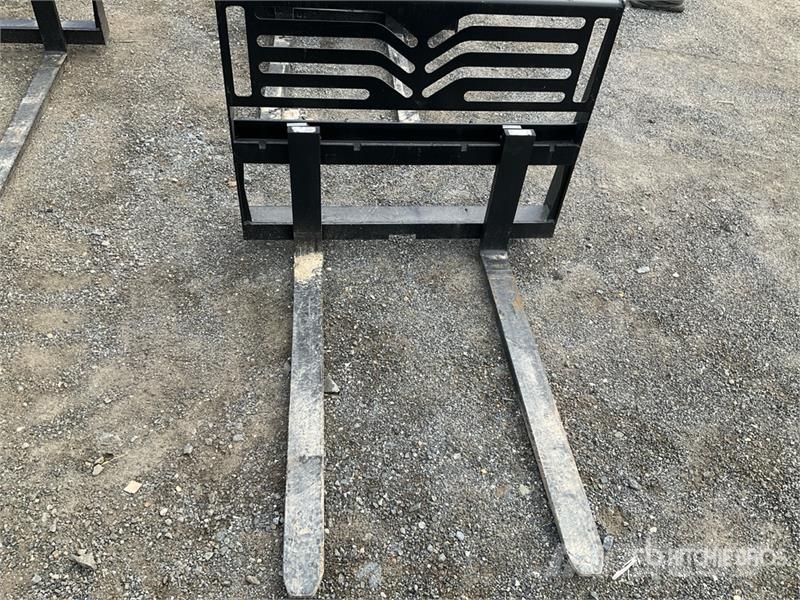 All-Star 48 in Skid Steer Forks (Unused) Vilice