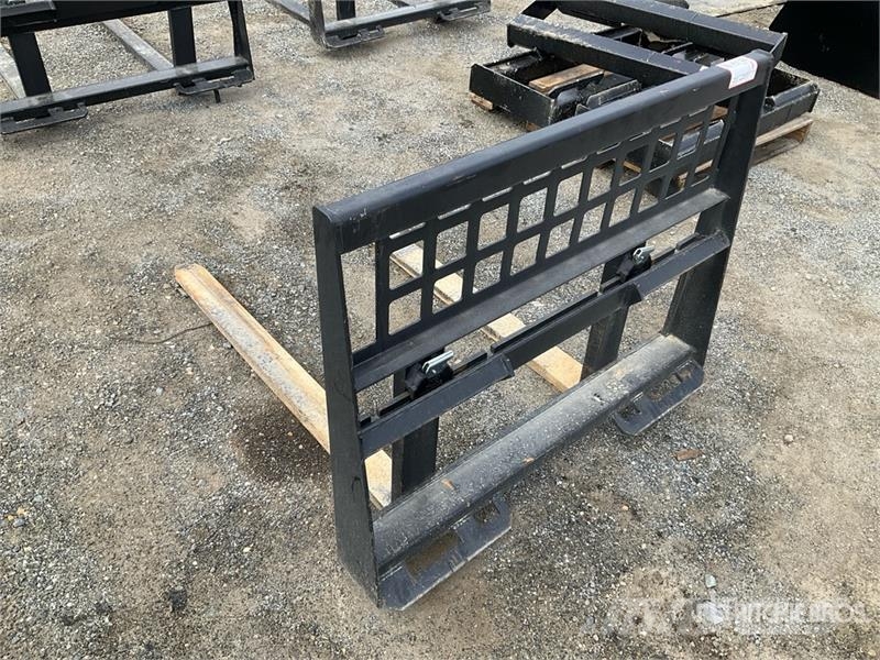 All-Star 48 in Skid Steer Forks (Unused) Vilice