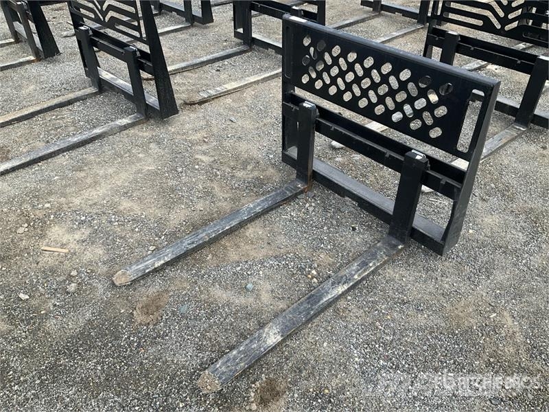 All-Star 48 in Skid Steer Forks (Unused) Vilice