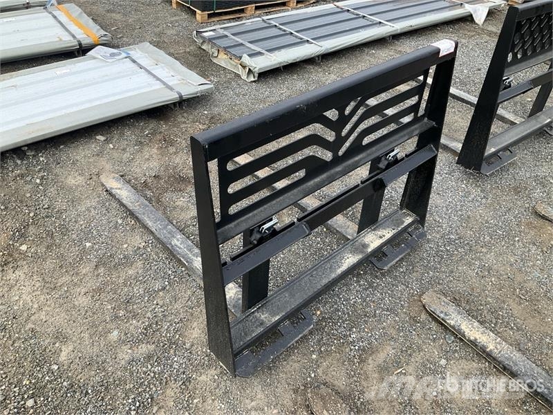 All-Star 48 in Skid Steer Forks (Unused) Vilice