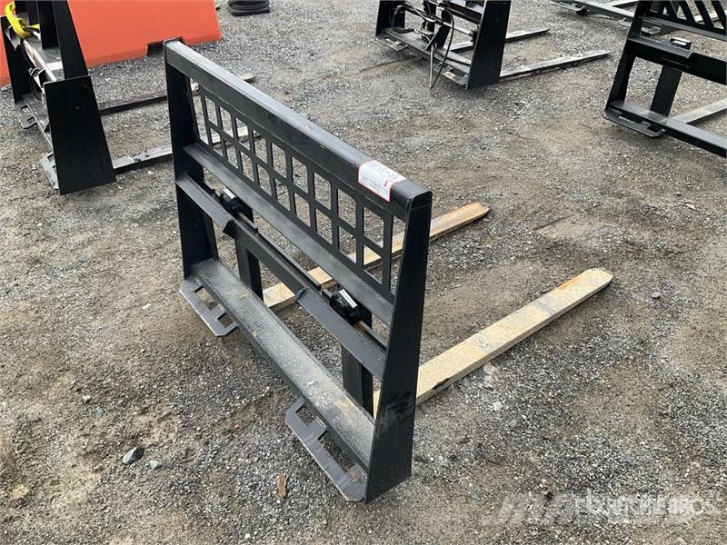 All-Star 48 in Skid Steer Forks (Unused) Vilice