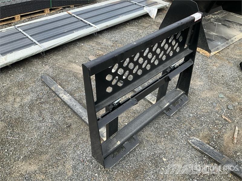 All-Star 48 in Skid Steer Forks (Unused) Vilice