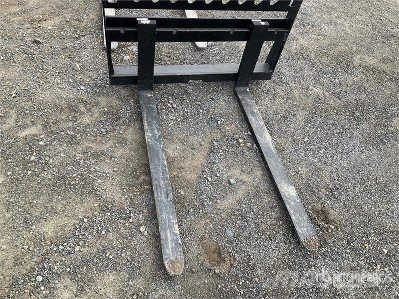 All-Star 48 in Skid Steer Forks (Unused) Vilice